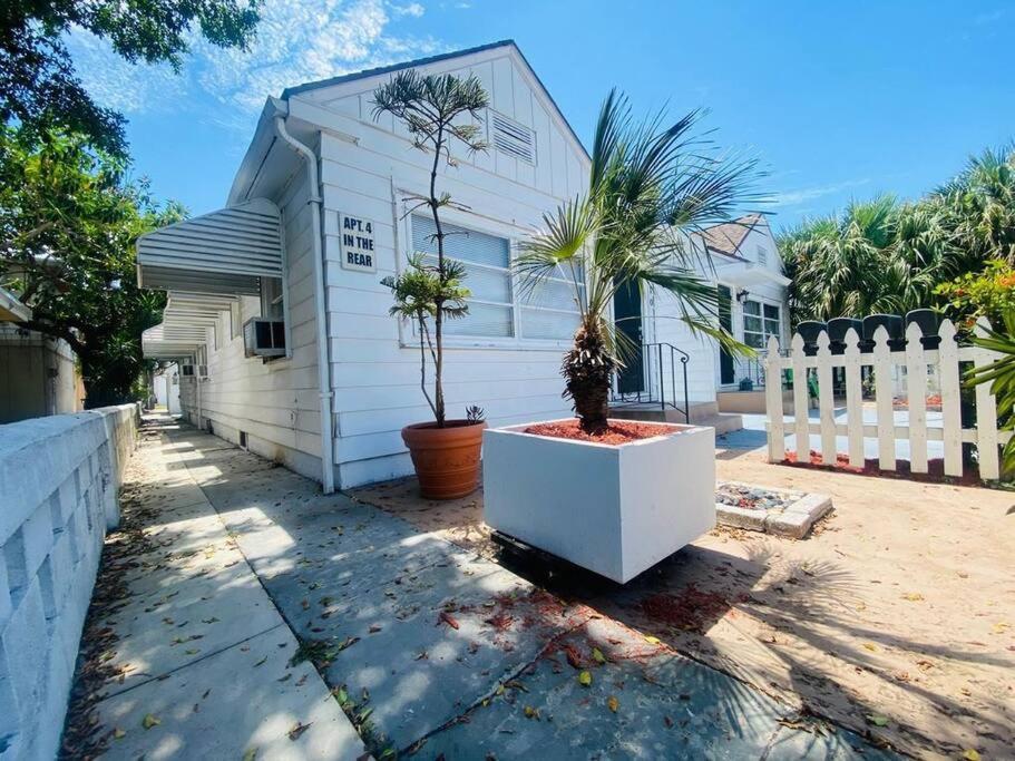 Steps To Beach & Downtown! Cozy Beach Bungalow #1 Lake Worth Beach Dış mekan fotoğraf